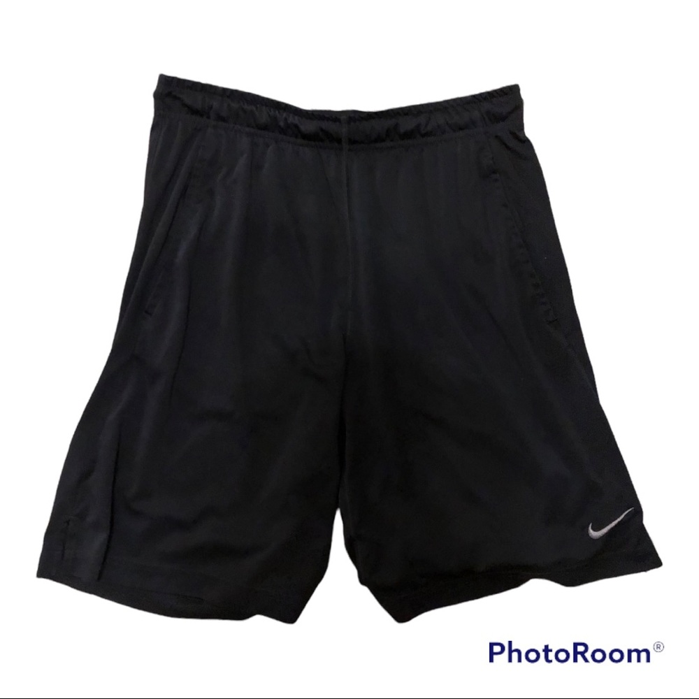 Mens Nike dri-fit medium Nike shorts